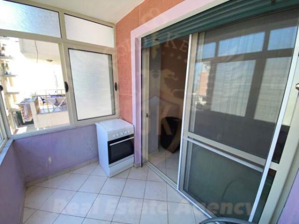 Durres, jap me qera apartament 1+1+BLK Kati 3, 75 m² 200 Euro