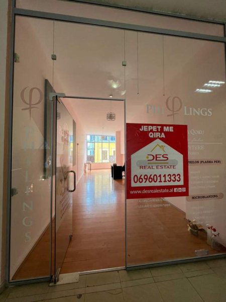 Shqiperi, jepet me qera 40 m² 220 Euro (Shkoder)