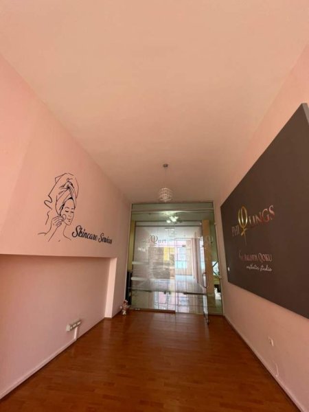 Shqiperi, jepet me qera 40 m² 220 Euro (Shkoder)