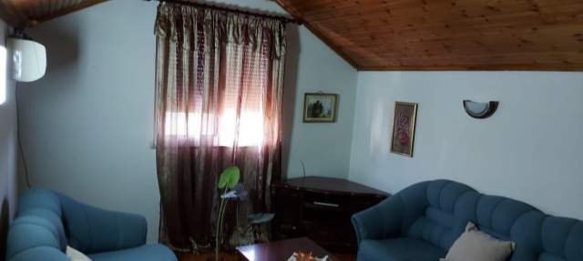 Tirane, jepet me qera apartament 3+1 Kati 2, 115 m² 35.000 Leke (Oxhaku)