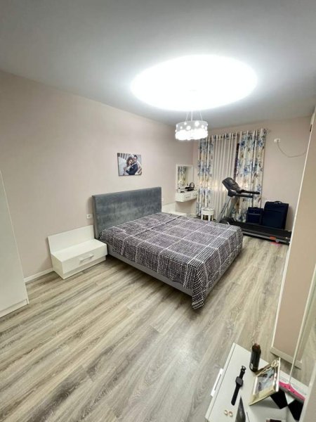 Tirane, jepet me qera apartament 2+1+BLK Kati 4, 100 m² 400 Euro (Astir, prane rrotontos)
