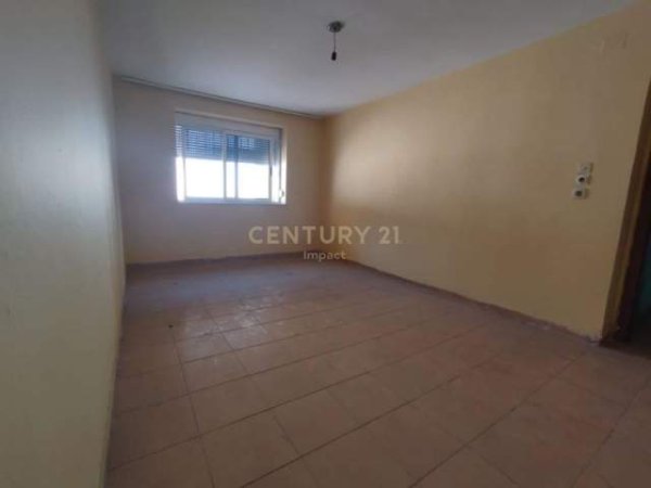 Tirane, jepet me qera apartament 1+1 Kati 0, 80 m² 380 Euro (Ferit Xhajko)