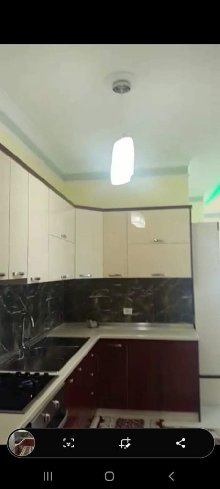 Tirane, jepet me qera apartament 3+1+A+BLK Kati 6, 100 m² 300 Euro (kamez)
