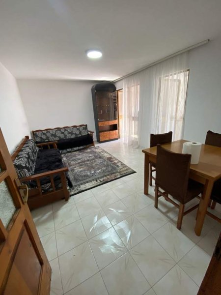 Tirane, jepet me qera apartament 1+1+BLK Kati 5, 64 m² 35.000 Leke (RRUGA BARDHYL)