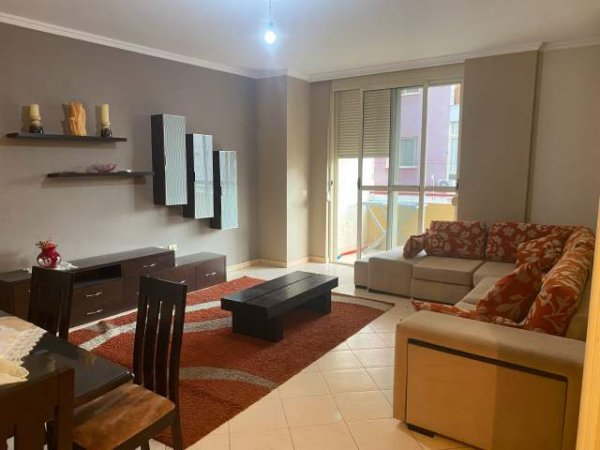 Tirane, jap me qera apartament 3+1+BLK Kati 1, 120 m² 300 Euro