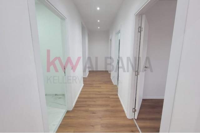 Tirane, jepet me qera apartament 2+1+A Kati 2, 130 m² 550 Euro (Teodor Keko)