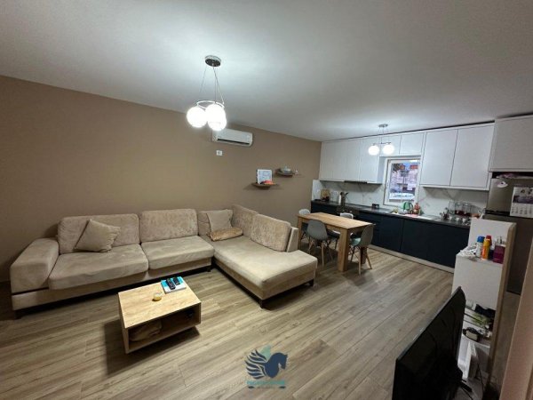 Shitet Apartament 3+1 Ne Don Bosko [ID P36]