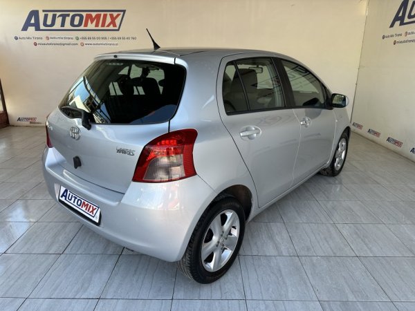 TOYOTA YARIS, VITI 10/2008, AUTOMATIKE, MOTORR 1.4 NAFTE