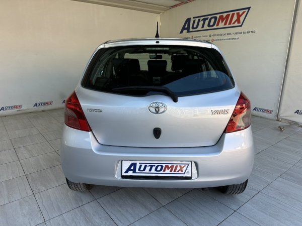 TOYOTA YARIS, VITI 10/2008, AUTOMATIKE, MOTORR 1.4 NAFTE