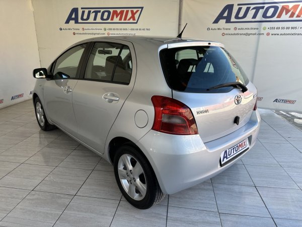 TOYOTA YARIS, VITI 10/2008, AUTOMATIKE, MOTORR 1.4 NAFTE