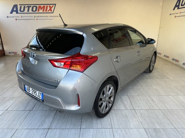 TOYOTA AURIS, VITI 2014, AUTOMATIKE, MOTORR 1.8 BENZINE/GAZ/HYBRID