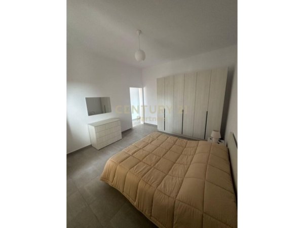 JAPIM ME QERA APARTAMENT 1+1 NE TIRANE PRANE KOMISARIATIT NUMER 4