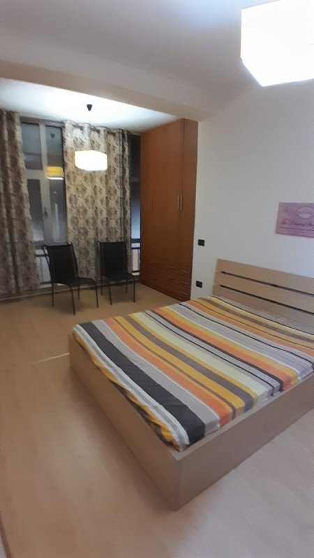 Tirane, Apartament me#Qira (Rruga e Kosovareve)