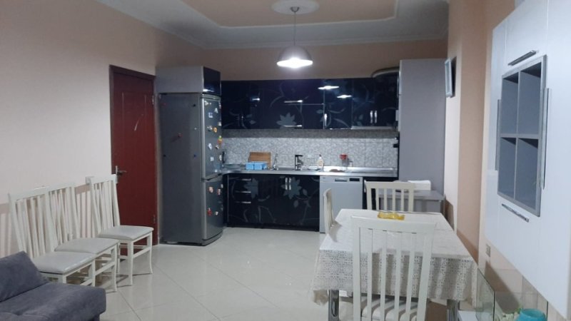 Shitet Apartamenti 2+1 – Astir, pranë Vilës L