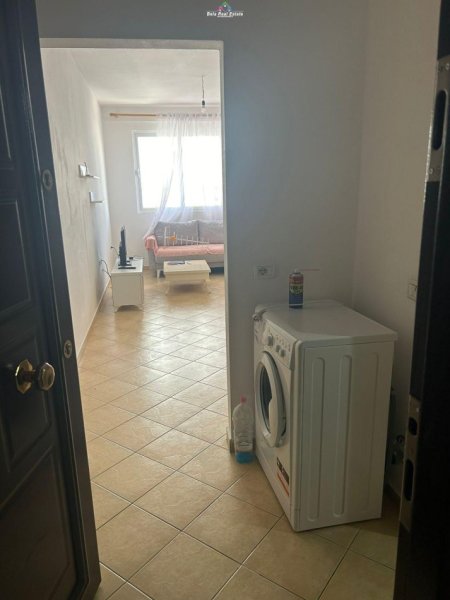 Jepet Me Qera Apartament 2+1 Ne Fresk (ID B220757) Tirane