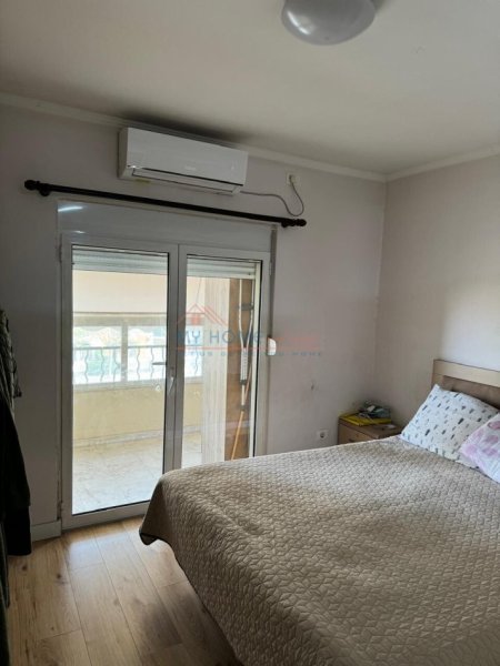 Apartament 3+1+2 ne shitje ne Rrugen Dritan Hoxha ne Tirane