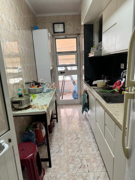 Apartament 3+1+2 ne shitje ne Rrugen Dritan Hoxha ne Tirane