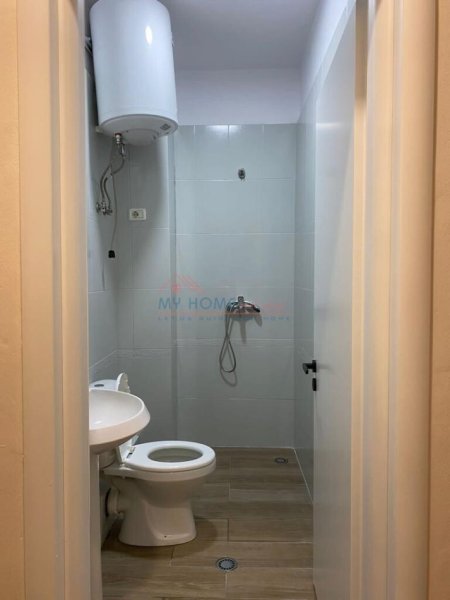 Apartament 2+1 Ne Shitje Tek Astiri Prane Dy Palmave