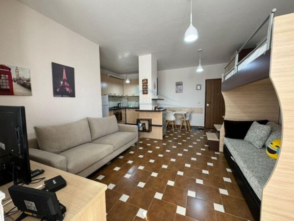 Shitet, Apartament 1+1, Golem, Kavajë.