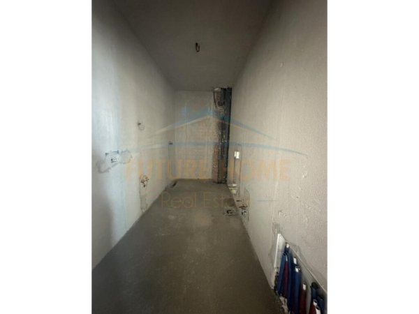 Shitet, Apartament 2+1, Jordan Misja.
Cmimi 133,500euro