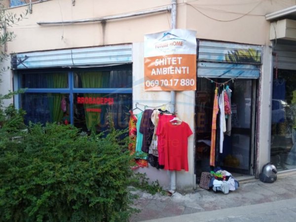 Shitet, Ambient Njësi, Komuna e Parisit, Tiranë UNA33453