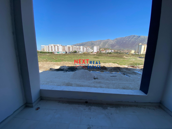 SHITET APARTAMENT 1+1 ME PAMJE ANESORE DETI NE ORIKUM, VLORE