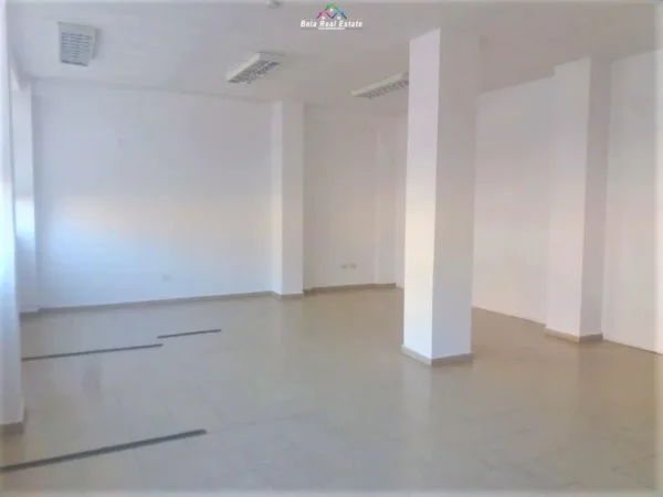 Zyre Me Qera Tek Rruga E Elbasanit (ID BZ2296) Tirane.