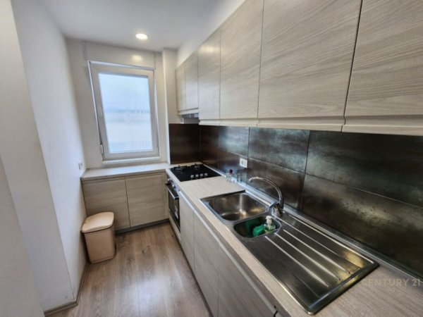 APARTAMENT 2+1+2 TEK 21 DHJETORI (KOMPLEKSI MAGNET) Kompleksi Magnet Tirana, Albania