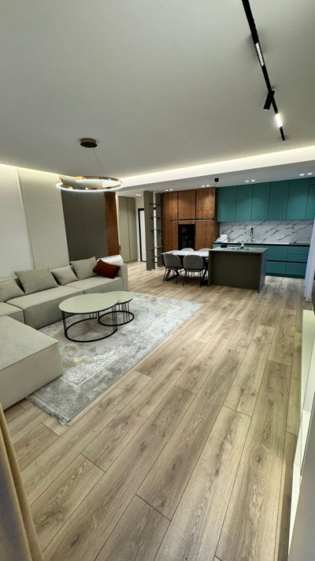 Jepet me Qera Super Apartament i arreduar me Projekt Arkitekt 3+1+2 +Oborr Privat te Kodra Diellit