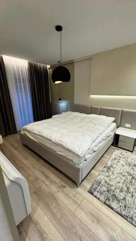 Jepet me Qera Super Apartament i arreduar me Projekt Arkitekt 3+1+2 +Oborr Privat te Kodra Diellit