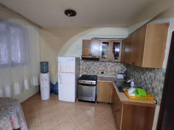 Shitet, Apartament 2+1, 21 Dhjetori, Tirane