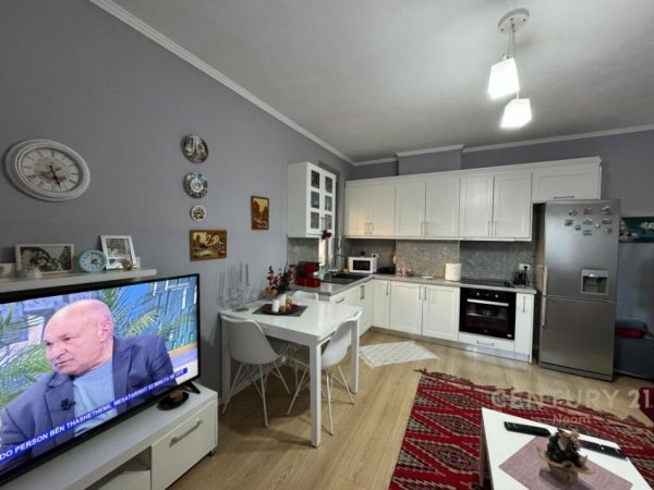 JEPET ME QIRA APARTAMENT 2+1 TEK LIQENI I THATE!