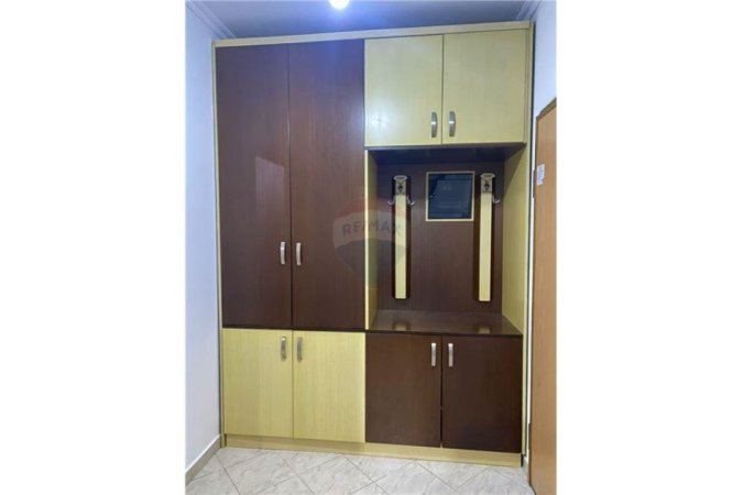 Jepet apartament 1+1 me qera ne Astir, 400 Euro