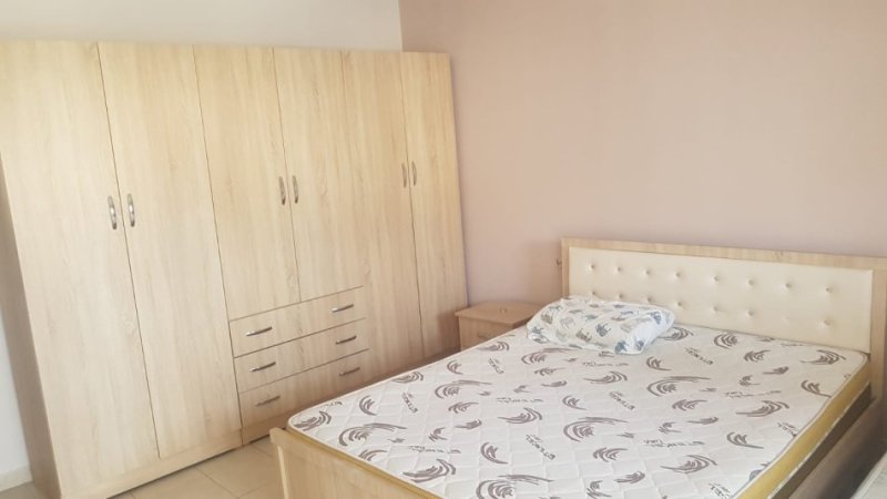 Jepet me qera Apartamenti 1+1 450 euro , Don Bosko prane bankes Credins.