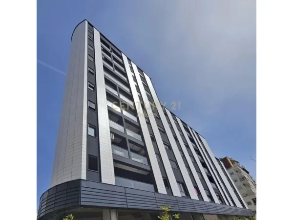 APARTAMENT 1+1+GARAZHD PER QIRA BULEVARDI I RI ASTIR