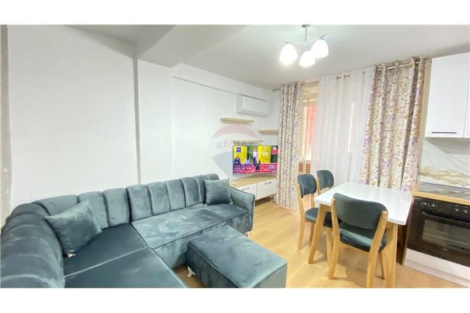 Apartament 1+1 per qira tek Rruga Kosovareve!