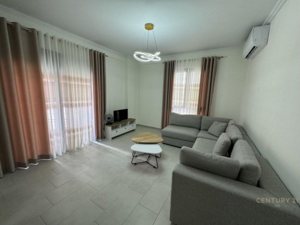 JEPET ME QIRA APARTAMENT 2+1+POST PARIMI TEK KODRA E DIELLIT !