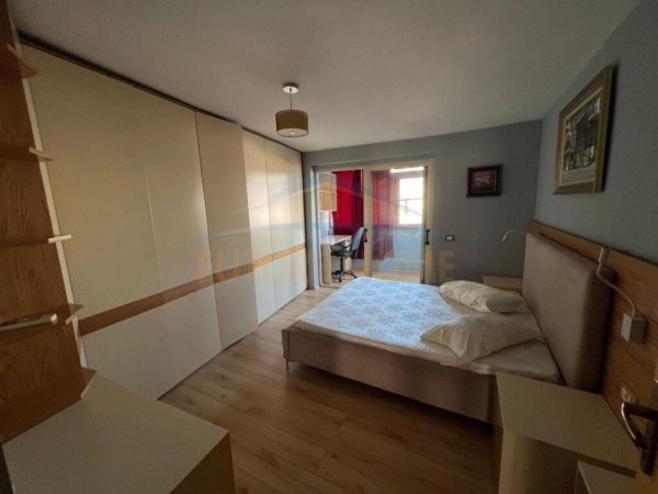 Qera, Apartament 3+1, Qendër