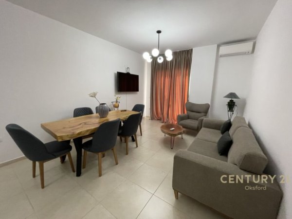 TEK MYSLYM SHYRI APARTAMENT 2+1 PER QIRA!