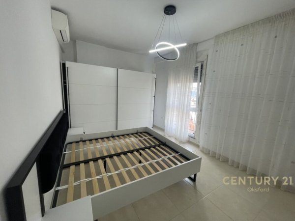 TEK MYSLYM SHYRI APARTAMENT 2+1 PER QIRA!