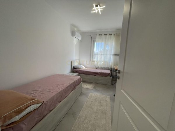 JAPIM ME QIRA APARTAMENT 2+1 TE VILA L 2 !