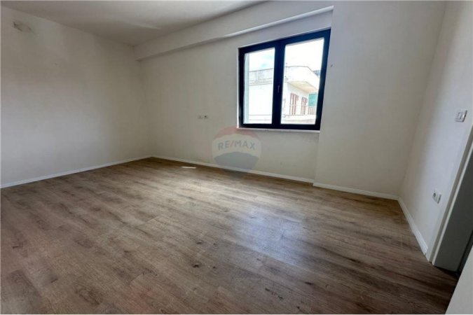 SHESIM APARTAMENT 3+1+2 RRUGA JORDAN MISJA!