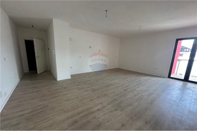 SHESIM APARTAMENT 3+1+2 RRUGA JORDAN MISJA!