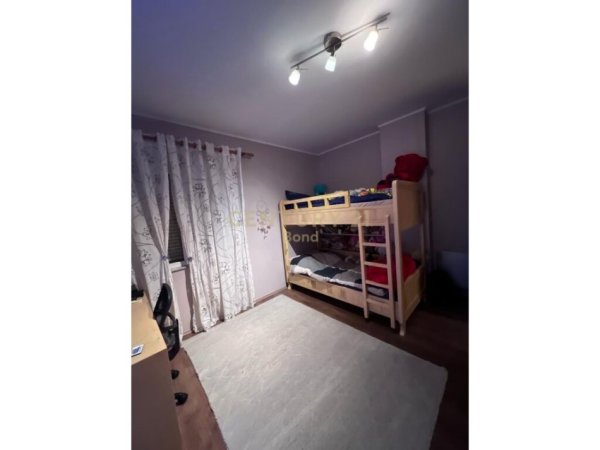 Apartament 3+1+2 per shitje tek Kodra e Diellit