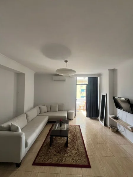 Qera, Apartament 1+1, Sheshi Willson / OPP39584