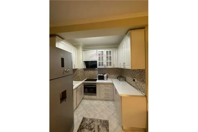 Me Qira - Rezidenca Kodra e Diellit