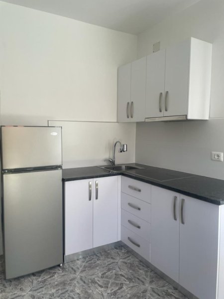 Apartament 1+1 me qera afer bishtit te kalldremit