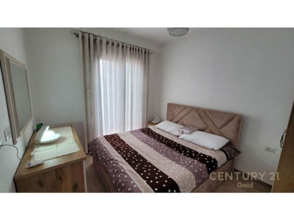 APARTAMENT 2+1 PER QERA PRANE HOTEL MONDIAL!