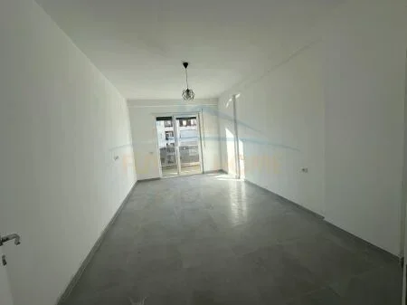 Qera, Apartament 1+1, Unaza e Re.UNA39578