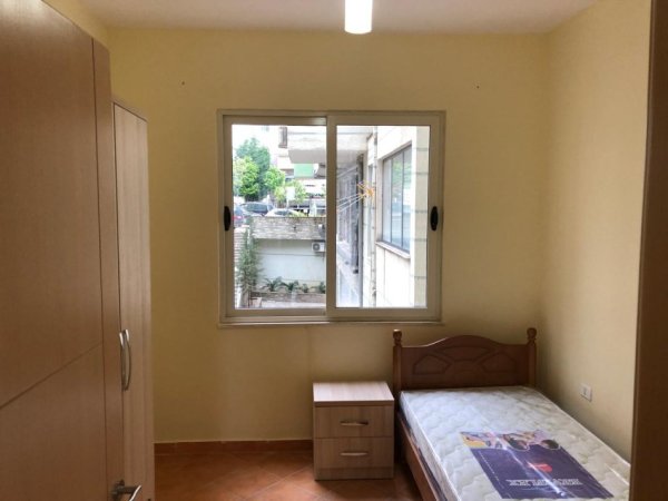 Apartament 3+1 me qera ne Fresk